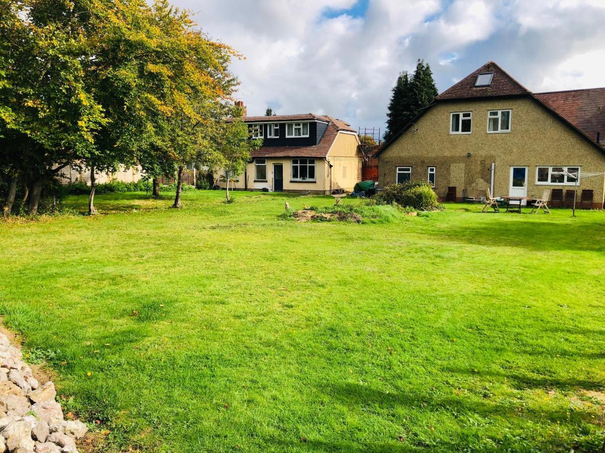 Amazing Quiet Garden House Near London Luton Airport Daire Dış mekan fotoğraf