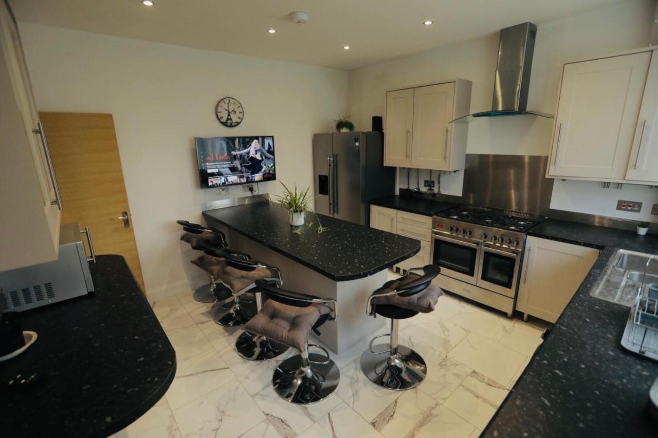 Amazing Quiet Garden House Near London Luton Airport Daire Dış mekan fotoğraf