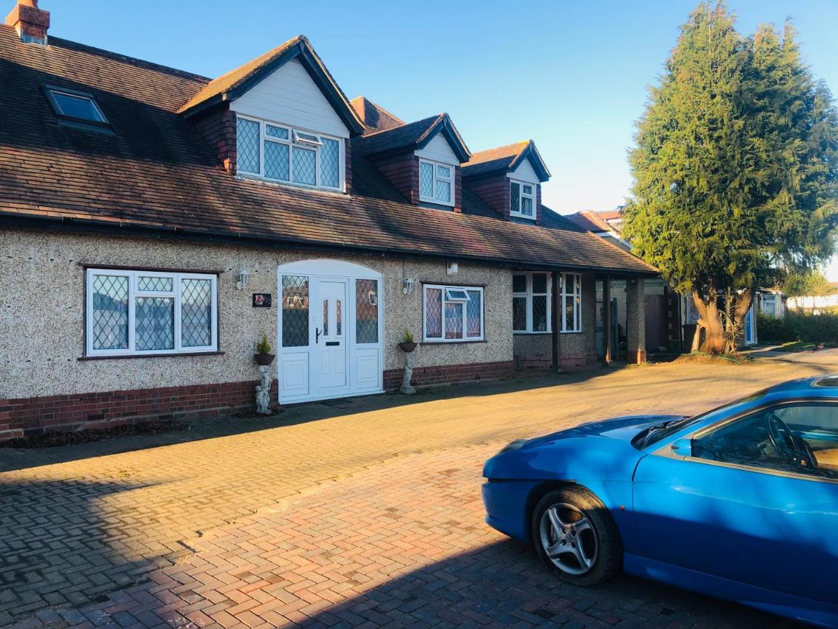 Amazing Quiet Garden House Near London Luton Airport Daire Dış mekan fotoğraf