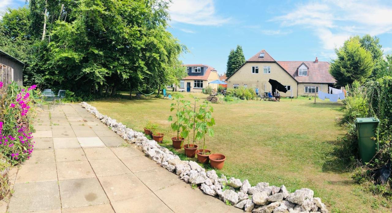 Amazing Quiet Garden House Near London Luton Airport Daire Dış mekan fotoğraf